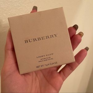 Burberry Light Glow Natural Blush Coral Pink Blush